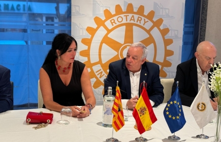 Reunión de la Alcaldesa con los socios del club